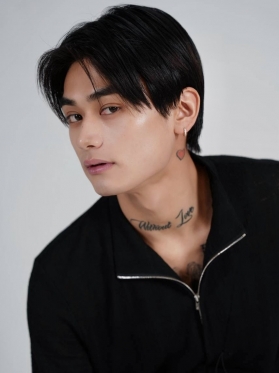 LUCAS(ﾙｰｶｽ)